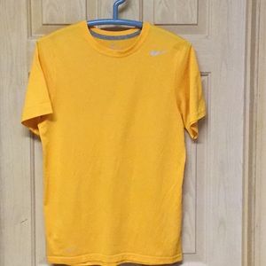 Nike men’s dri-fit shirt
